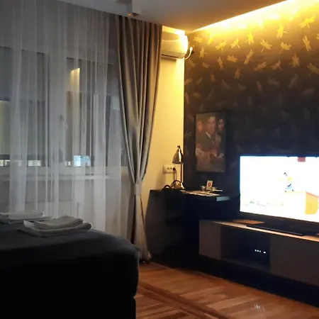 Lägenhet Donner Centar